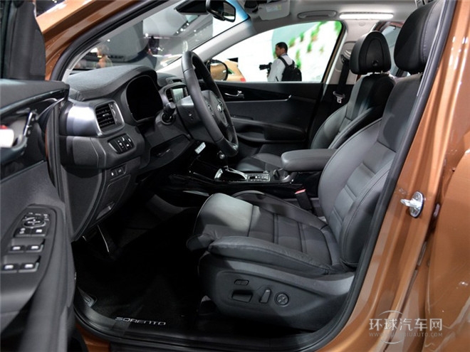 2015款 索蘭托L 2.2T 柴油4WD標準版