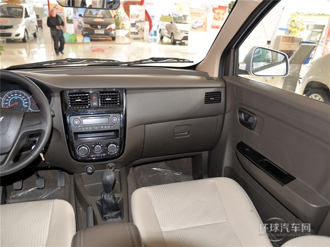 2015款 1.5L標準型