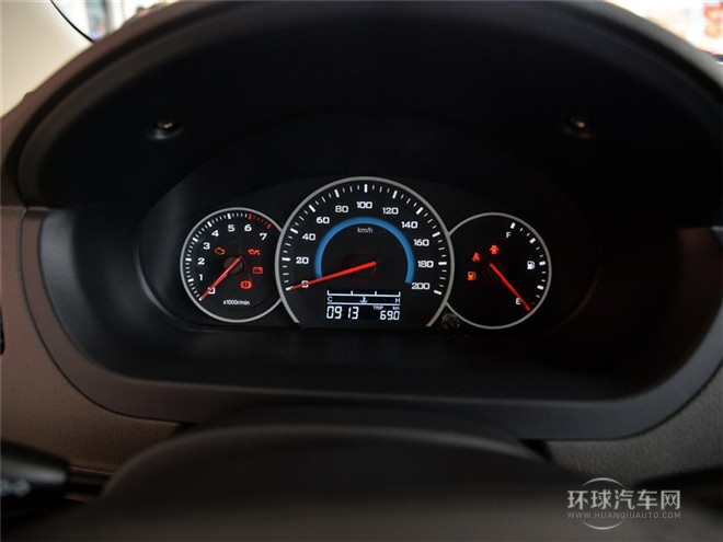 2015款 1.5L標準型