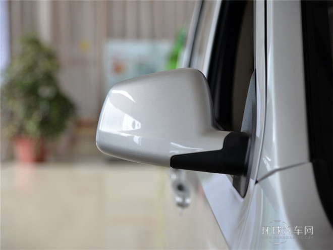 2015款 1.5L標準型