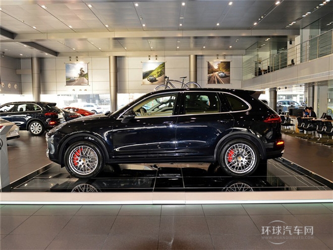 2015款 Cayenne Turbo S 4.8T