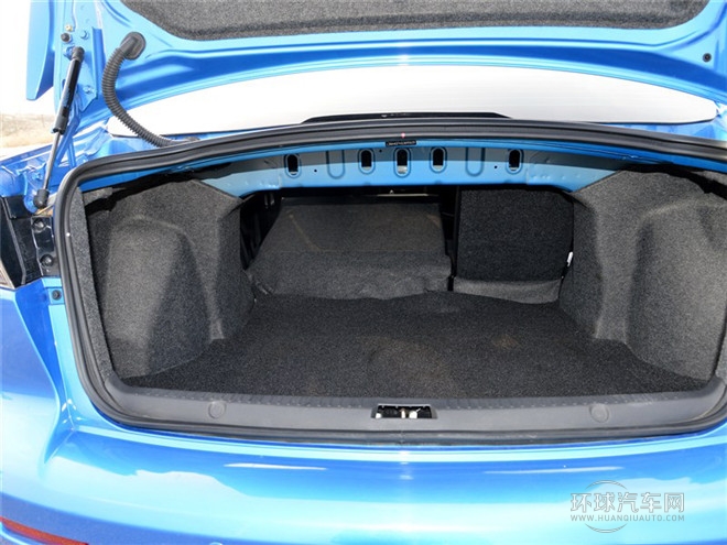 2015款 2.0L CVT旗艦型