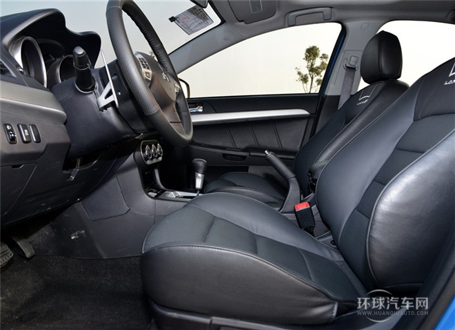 2015款 2.0L CVT旗艦型