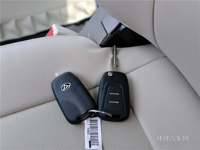 2015款 2.5TAMT商杰版長(zhǎng)軸中頂