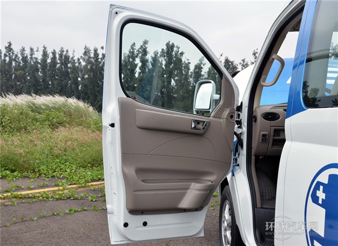 2015款 客運長軸中頂