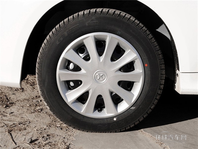 2015款 兩廂 1.3L 手動樂天版