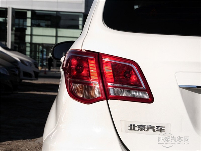 2015款 兩廂 1.3L 手動樂天版