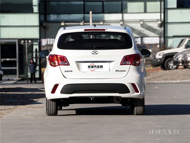 2015款 兩廂 1.3L 手動樂天版