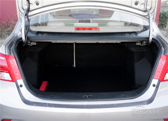 2015款 三廂 1.5L 自動樂天版