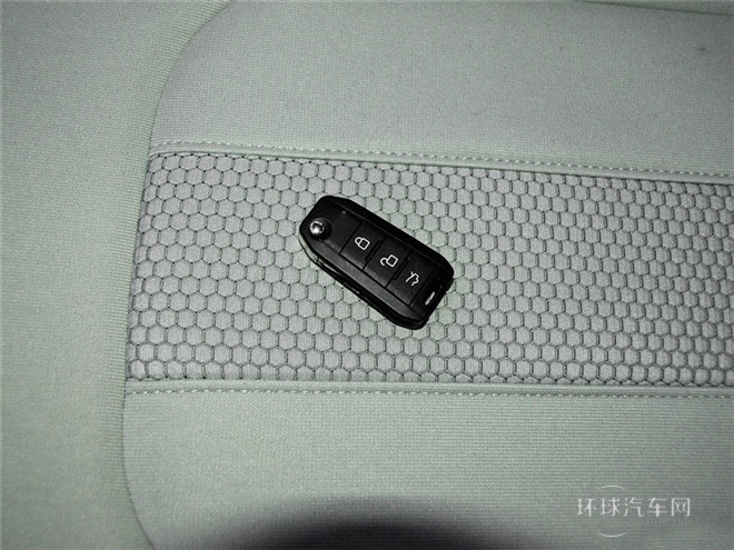 2014款 1.5L CVT標(biāo)準(zhǔn)版