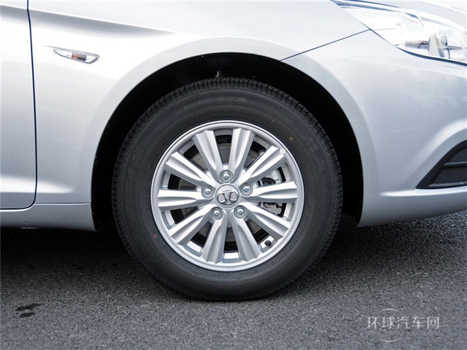 2014款 1.5L CVT標準版