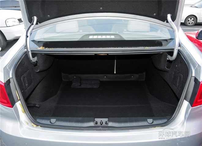 2014款 1.5L CVT標(biāo)準(zhǔn)版