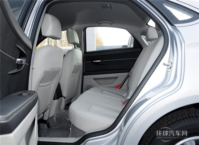 2014款 1.5L CVT標(biāo)準(zhǔn)版