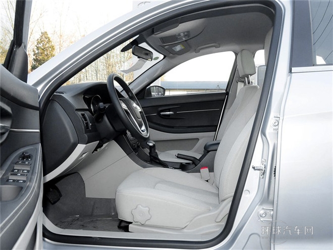 2014款 1.5L CVT標(biāo)準(zhǔn)版