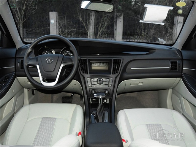 2014款 1.5L CVT標(biāo)準(zhǔn)版