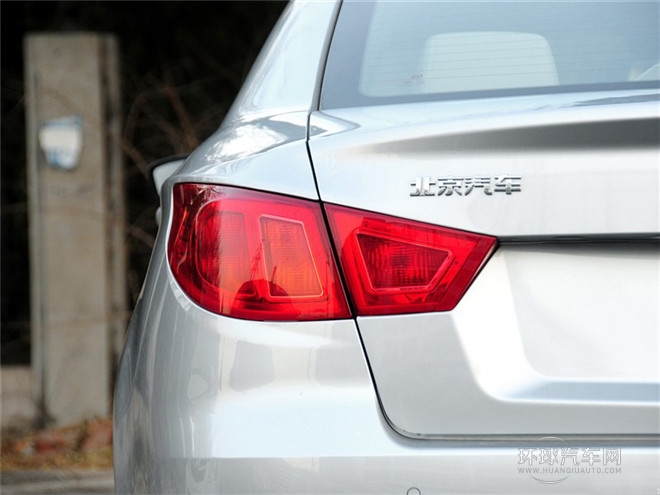 2014款 1.5L CVT標準版