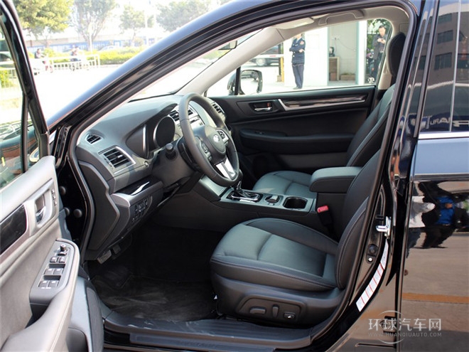 2015款 2.5i 運(yùn)動(dòng)導(dǎo)航版