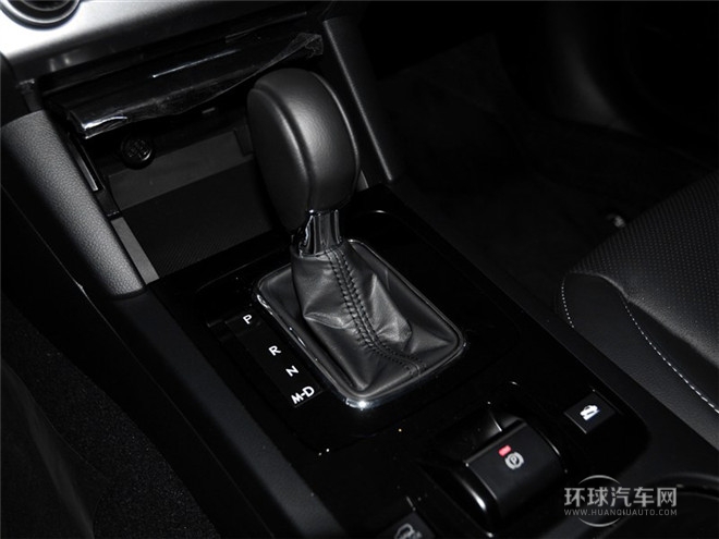 2015款 2.5i 運動導航版