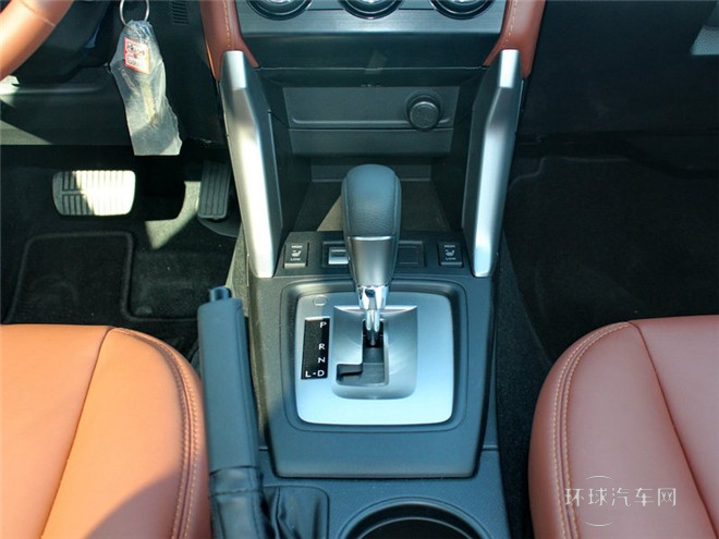 2014款 2.0i 自動舒適版