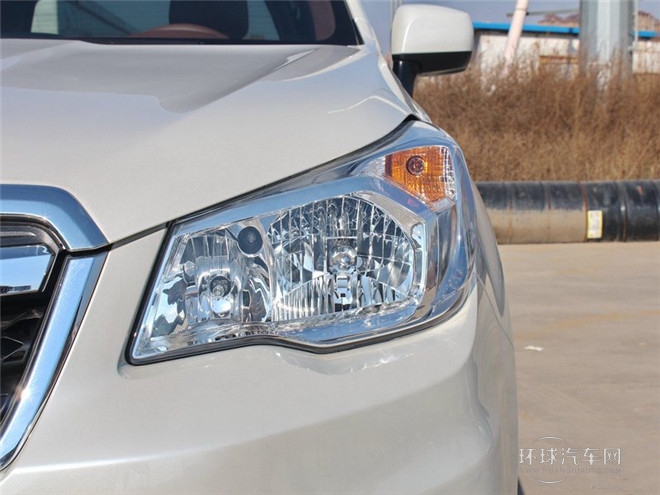 2014款 2.0i 自動舒適版