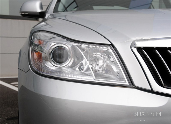 2015款 1.4T 手動逸俊版