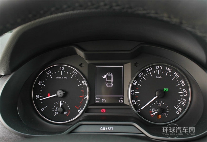 2015款 經(jīng)典款 1.6L 手動 逸杰版