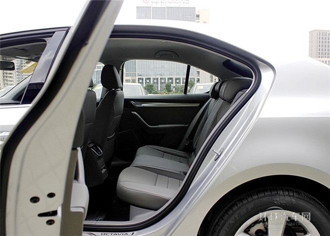 2015款 經(jīng)典款 1.6L 手自一體 逸杰版