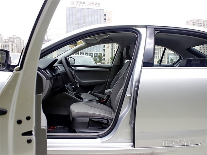 2015款 經典款 1.6L 手自一體 逸杰版