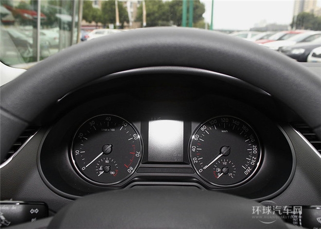 2015款 經典款 1.6L 手自一體 逸杰版