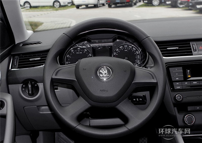 2015款 經典款 1.6L 手自一體 逸杰版