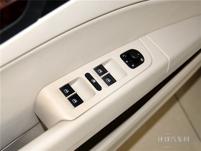 2014款 2.0TSI 尊貴版
