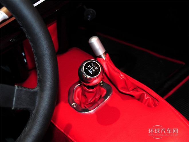 2014款 2.0L 標準版