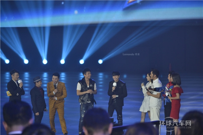 2015款 230TSI 手動風尚版