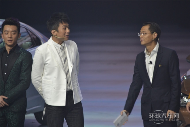 2015款 230TSI 手動風尚版