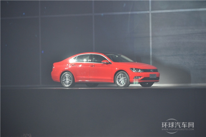 2015款 330TSI DSG豪華版