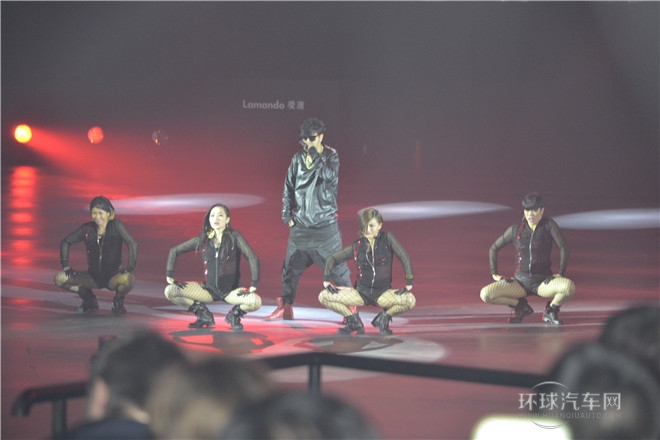 2015款 330TSI DSG舒適版