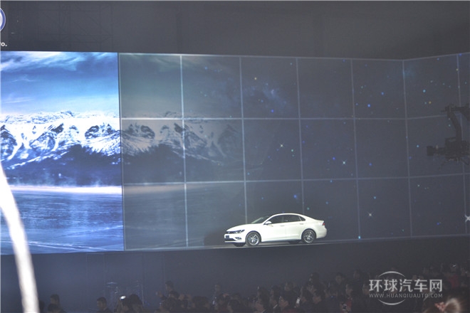 2015款 330TSI DSG舒適版