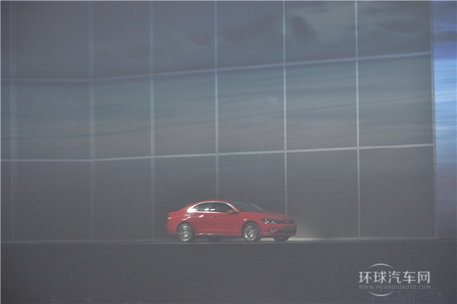 2015款 330TSI DSG舒適版