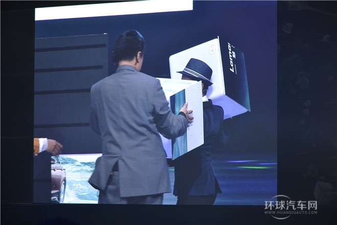 2015款 280TSI DSG豪華版