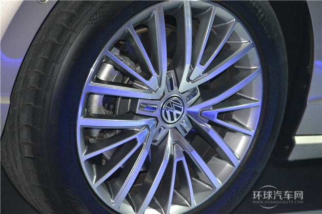 2015款 230TSI DSG風尚版