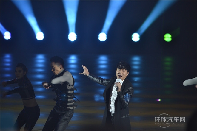 2015款 230TSI DSG風尚版