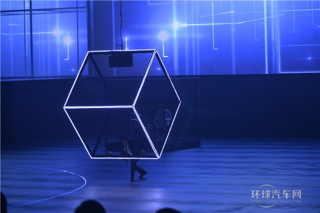 2015款 230TSI DSG風(fēng)尚版