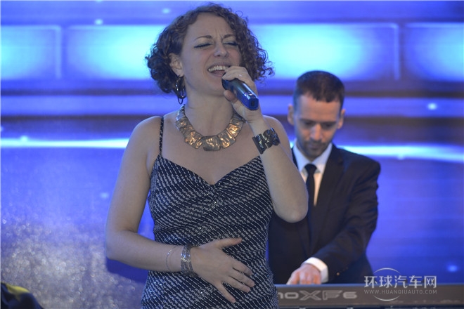 2015款 1.6L 手動樂享型