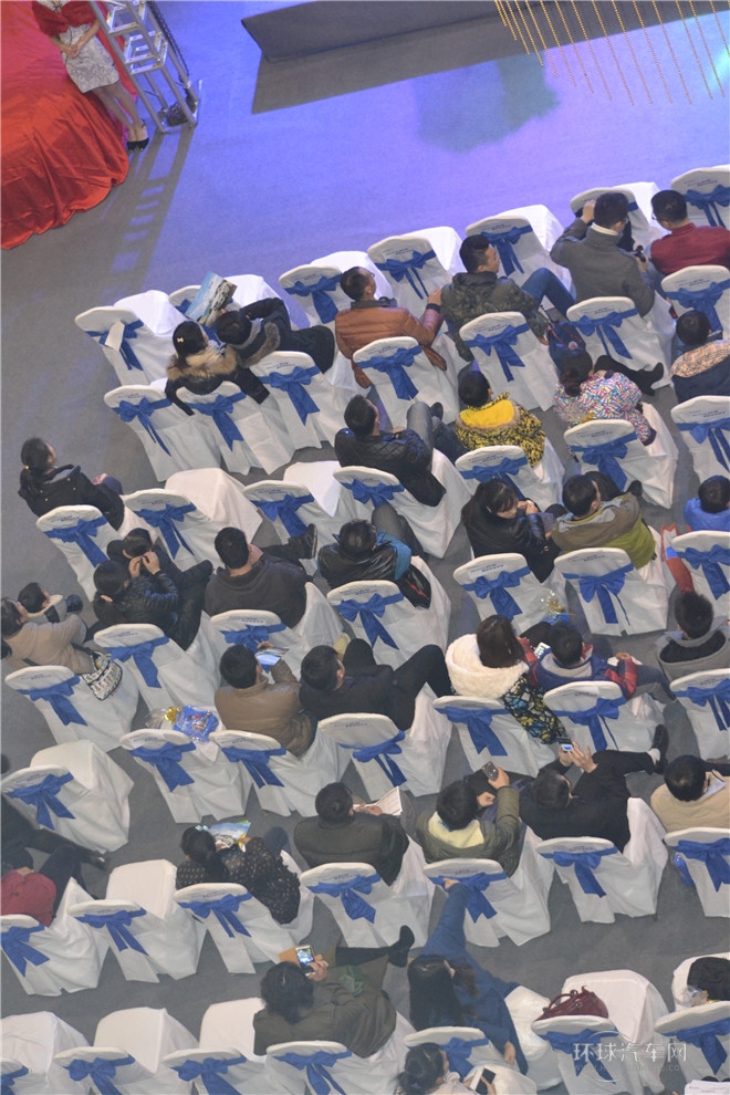 2015款 1.6L 手動樂享型