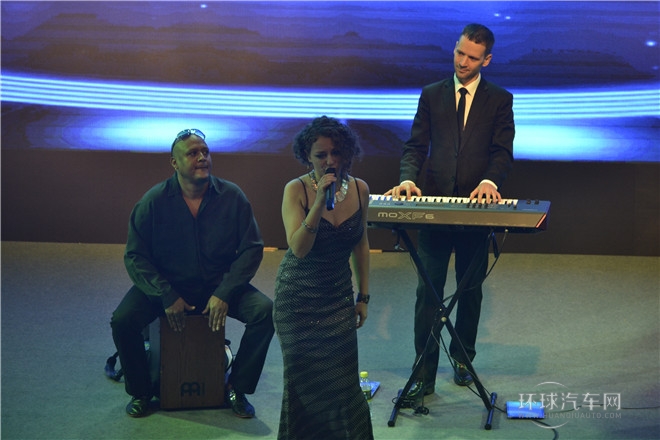 2015款 1.6L 自動舒享型