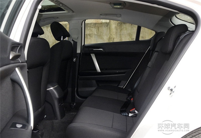 2013款 掀背 1.8L 手動舒適版