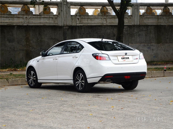 2013款 掀背 1.8L 手動舒適版