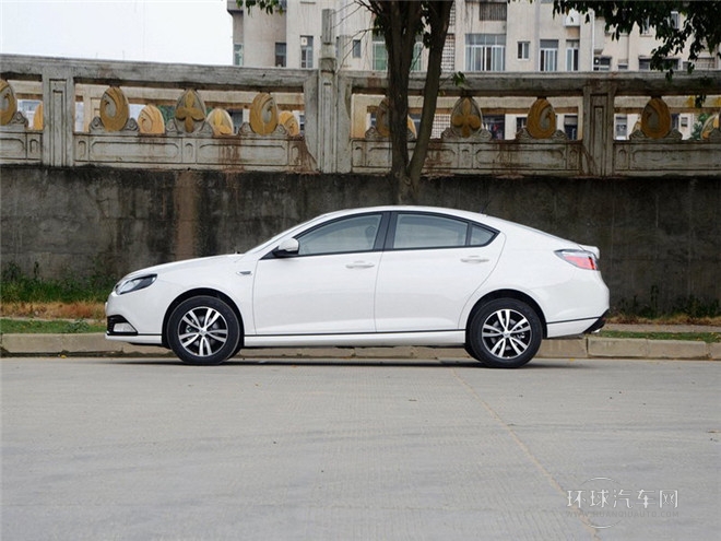 2013款 掀背 1.8L 手動舒適版