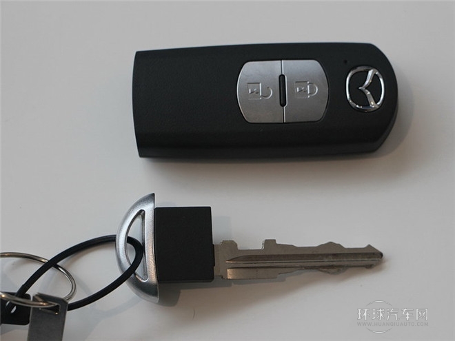 2014款 兩廂 1.5L 自動(dòng)豪華型