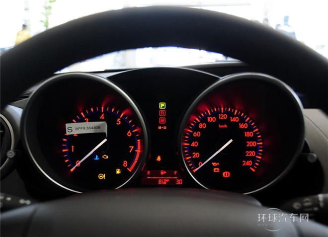 2015款 兩廂 2.0AT運動型